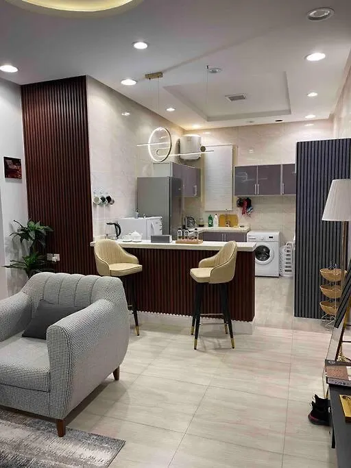 شقة دور بتصميم فاخر دخول ذاتي الرياض