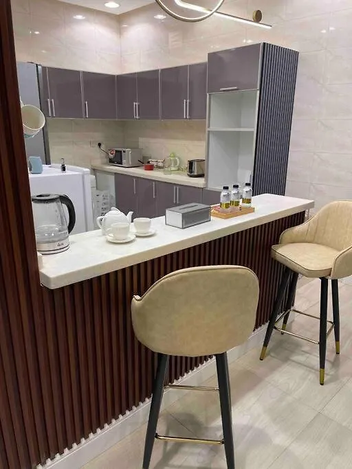 شقة دور بتصميم فاخر دخول ذاتي الرياض